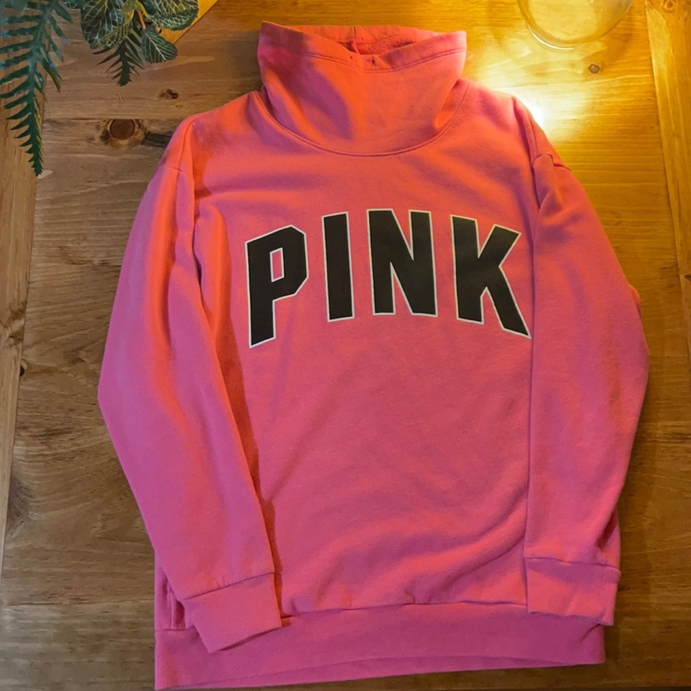 PINK Pull over